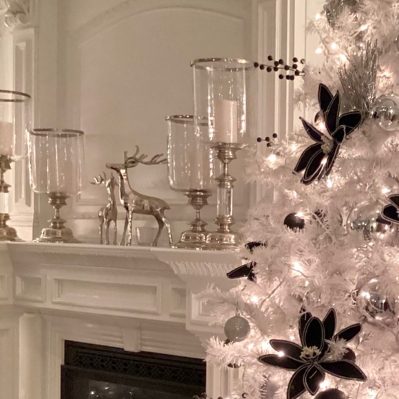 Meet your Posher, Michelle - Picture 1 of 1